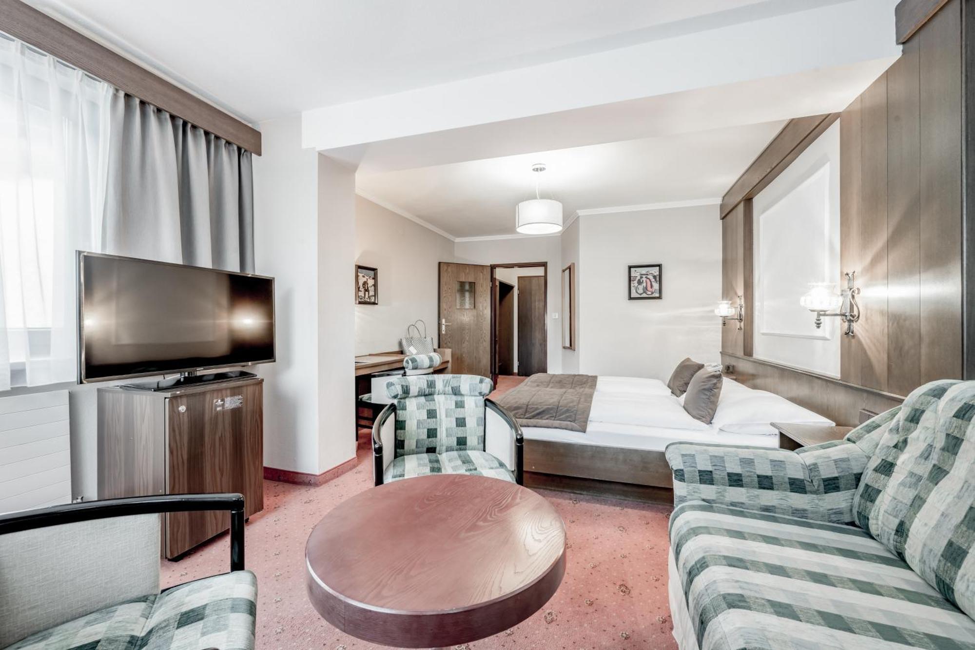 Hotel Sportiv By Vaya Обергургл Стая снимка